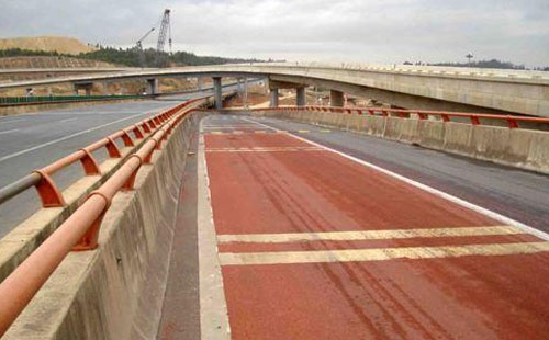 波密轻载防滑路面粘结材料